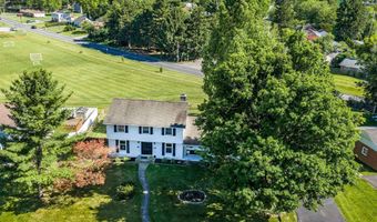 3146 CLUB Dr, Allentown, PA 18103