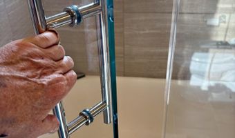 400 Deal Lake Dr 8F, Asbury Park, NJ 07712