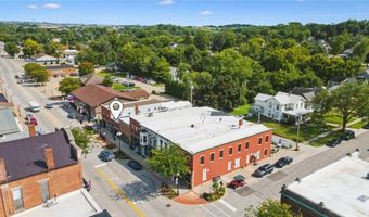 211 E Main, Anamosa, IA 52205