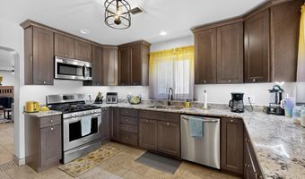 534 Muscatel Ave NE, Albuquerque, NM 87107