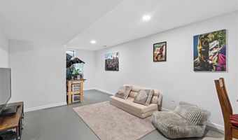 1001 Maquoketa St, Anamosa, IA 52202