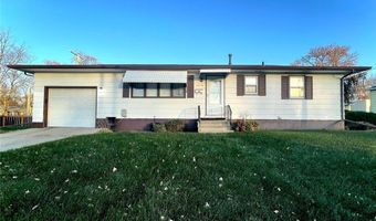 1219 S Newton Ave, Albert Lea, MN 56007