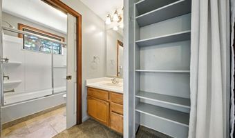 1523 Verdi St, Alameda, CA 94501