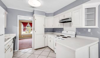 2530 Old Bay Rd, Biloxi, MS 39531