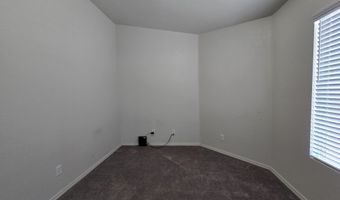 1704 Tenen Pass Dr, Benson, AZ 85602