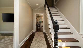 26 Carey St, Newport, RI 02840