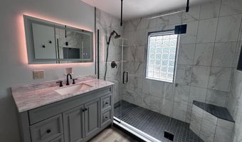 1207 8th St, Aurora, NE 68818