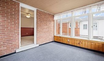 8928 Becker Ave, Allen Park, MI 48101