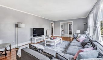 86 Vanguard St, Bridgeport, CT 06606
