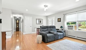 192 Depot Rd, Belgrade, ME 04917