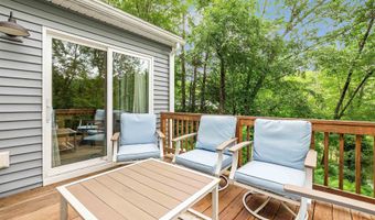 361 Long Shores Dr, Barrington, NH 03825