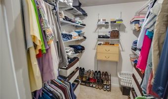 6302 Wenzel Rd, Alton, IL 62002