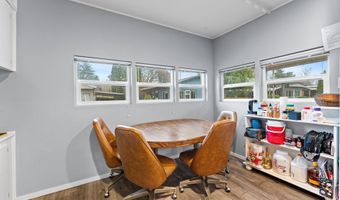 10405 SW DENNEY Rd 93, Beaverton, OR 97008