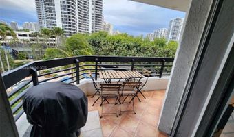 3500 Mystic Pointe Dr 401, Aventura, FL 33180