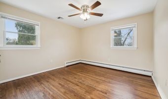 827 Limecrest Rd, Andover, NJ 07860