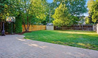 416 E ALEXANDRIA Ave, Alexandria, VA 22301