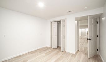 2121 W AZTEC Blvd, Aztec, NM 87410