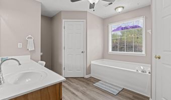 917 Leyland Dr, Albertville, AL 35950