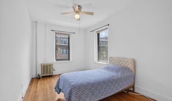 66 Queensberry St 319, Boston, MA 02215
