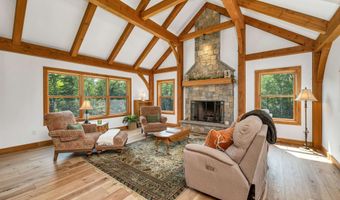 31 Cave Mountain Rd, Bartlett, NH 03812