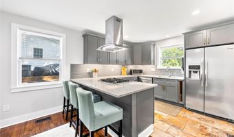 1120 Meadow Ln, Charlotte, NC 28205