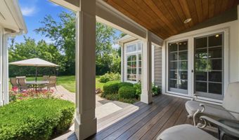 23855 W Sarah Ct, Antioch, IL 60002