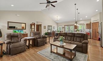 200 DANCING LIGHTS Ln, Athol, ID 83801