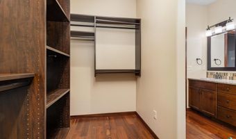 301 S Spring Pl, Brandon, SD 57005