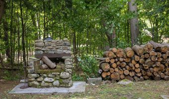 132 Dawn Dr, Becket, MA 01223
