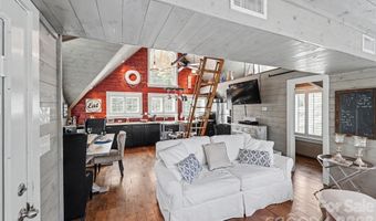 1954 White Rd, Camden, SC 29020