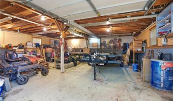 1789 HOLMAN St, Alexander City, AL 35010