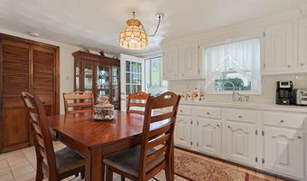 22 Fisher St, Attleboro, MA 02703