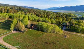 244 245 BLACK MOUNTAIN Ln, Alpine, WY 83128