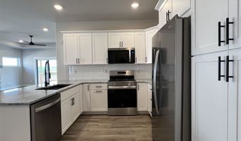 1220 Berkshire Ln, North Liberty, IA 52317
