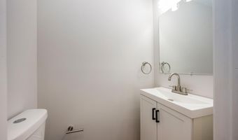 2033 N BENTALOU St, Baltimore, MD 21216