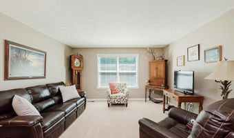 823 Colin Dr, Avon, IN 46123