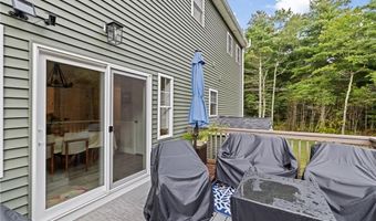 8 Big River Rd, Coventry, RI 02816