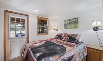 7900 Hyatt Prairie Rd # 15, Ashland, OR 97520