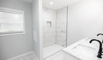 800 Woodall St, Albertville, AL 35951