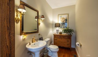 8193 Lavelle Rd, Athens, OH 45701