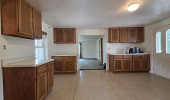 22545 Pratt, Armada, MI 48005