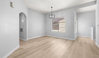 6821 Santa Isabel Ave 201, Las Vegas, NV 89146