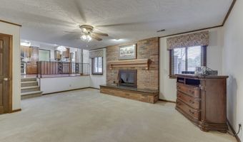 1640 Ridge Hill Ln, Indianapolis, IN 46217