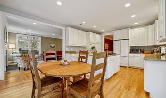 8807 RIDGE Rd, Bethesda, MD 20817