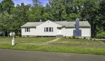 31 Roslyn Dr, Cheshire, CT 06410