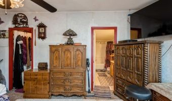 105 N COYOTE Rd, Apple Valley, UT 84737