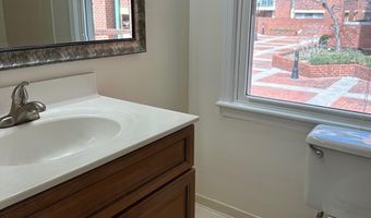 529 COLECROFT Ct, Alexandria, VA 22314