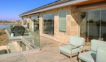 4465 Adams St, Carlsbad, CA 92008
