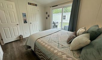 25 Park Ln, Arundel, ME 04046