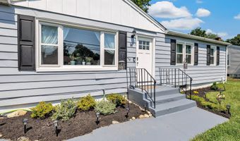 14 N Coe Ln, Ansonia, CT 06401